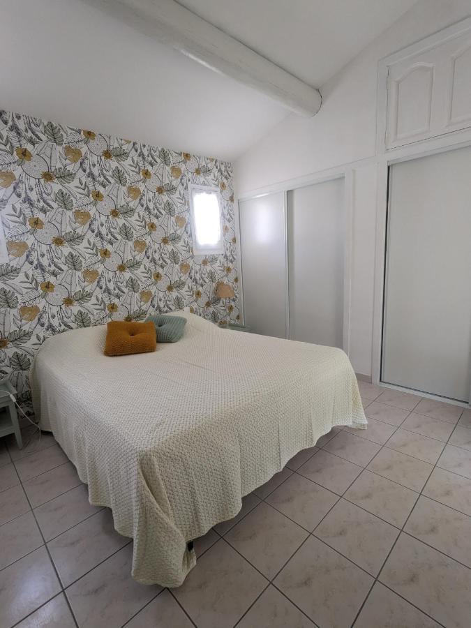 Chambre D'Hote Au Coeur Des Alpilles มูริแยส ภายนอก รูปภาพ
