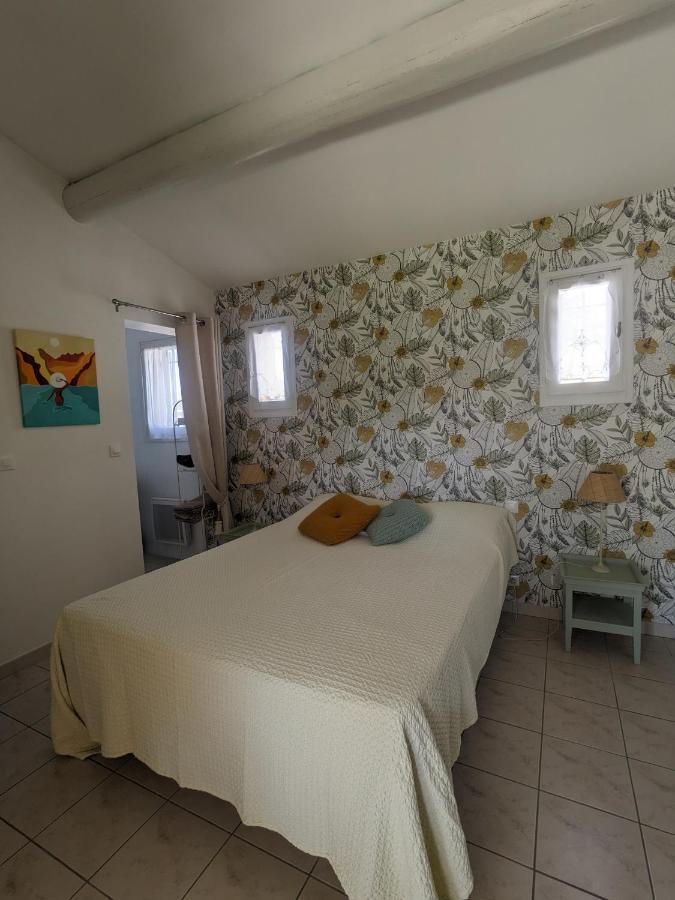 Chambre D'Hote Au Coeur Des Alpilles มูริแยส ภายนอก รูปภาพ